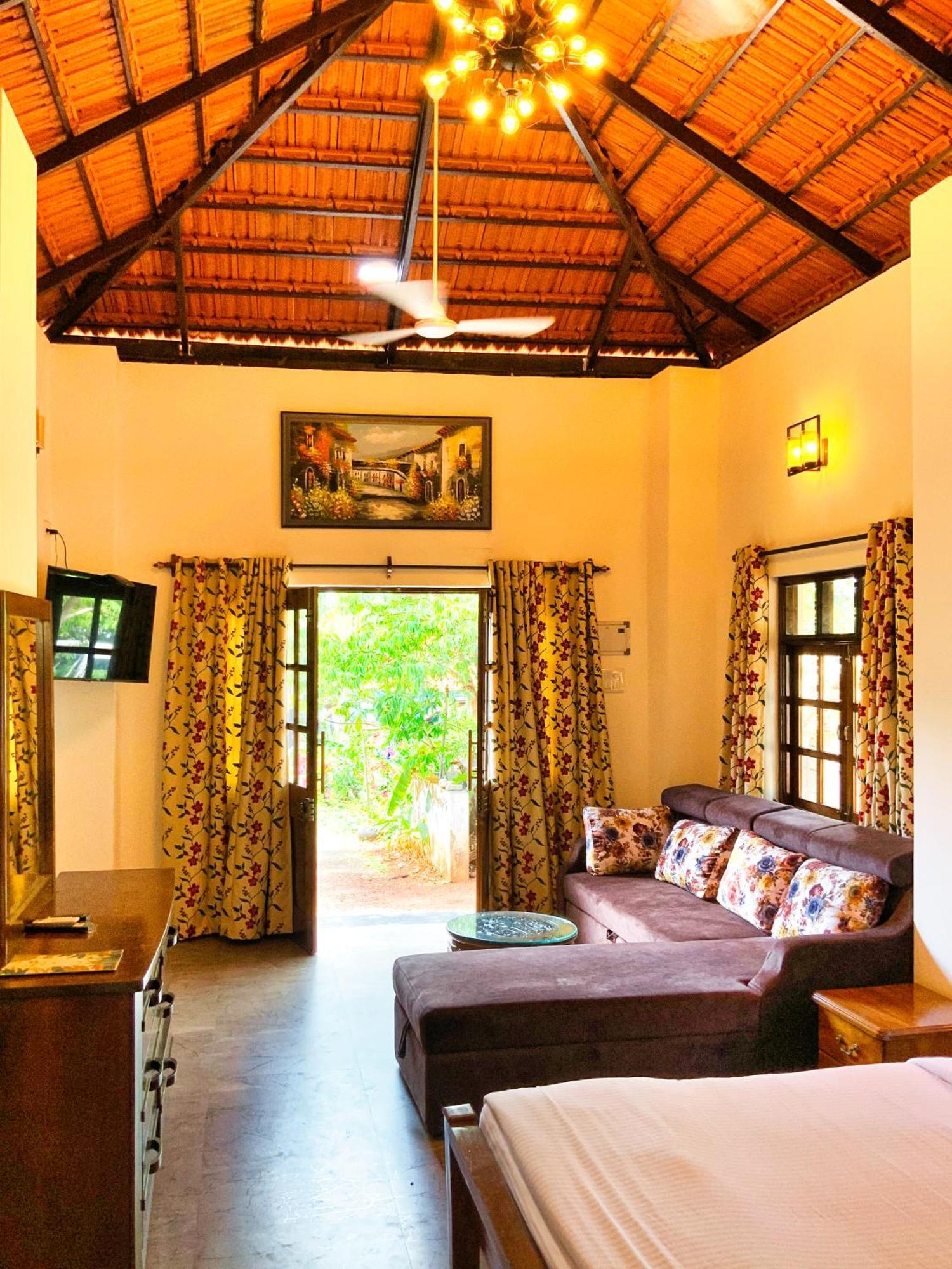 Lar Amorosa Boutique Hotel - Goa Calangute Zewnętrze zdjęcie
