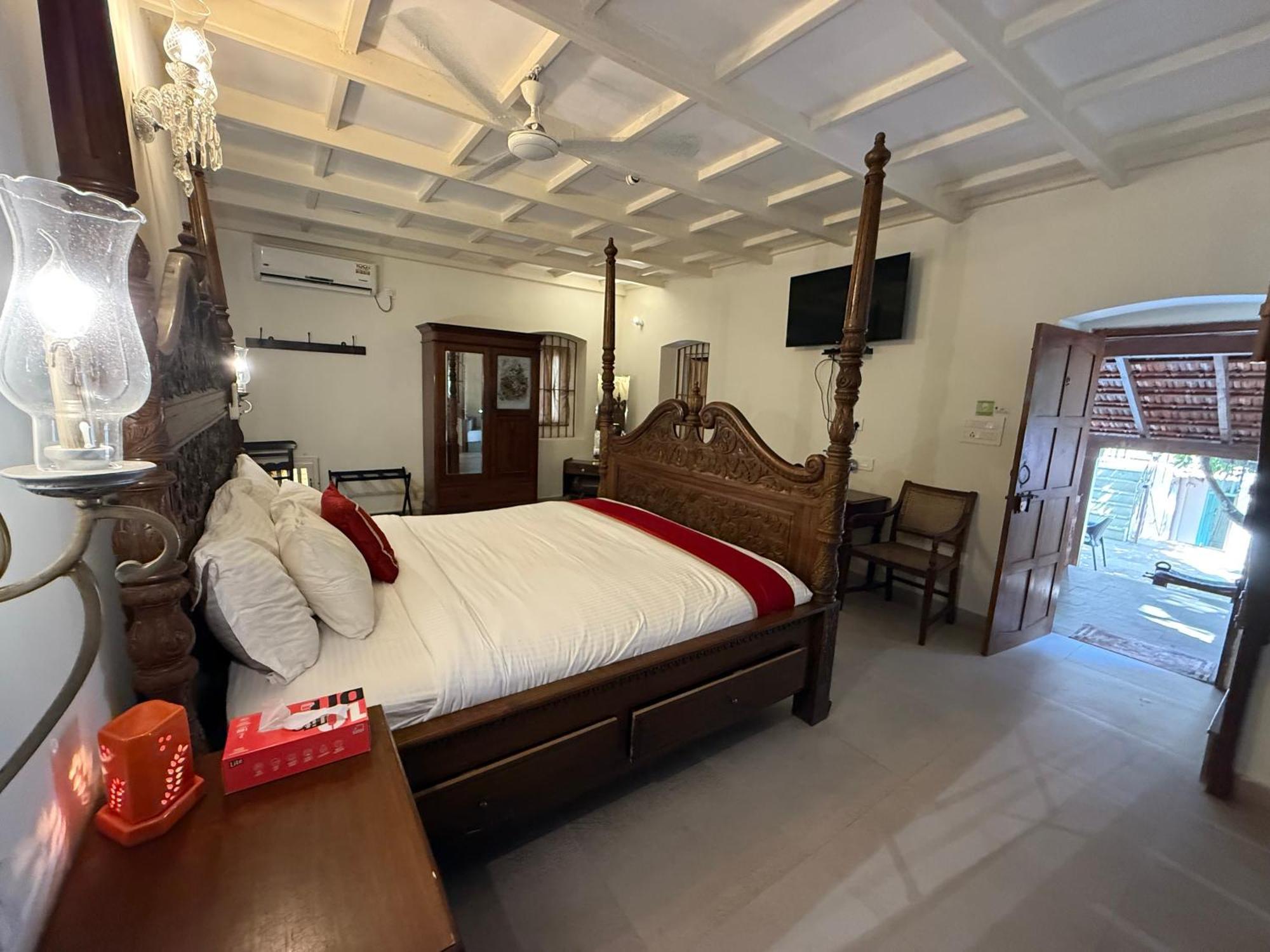 Lar Amorosa Boutique Hotel - Goa Calangute Zewnętrze zdjęcie